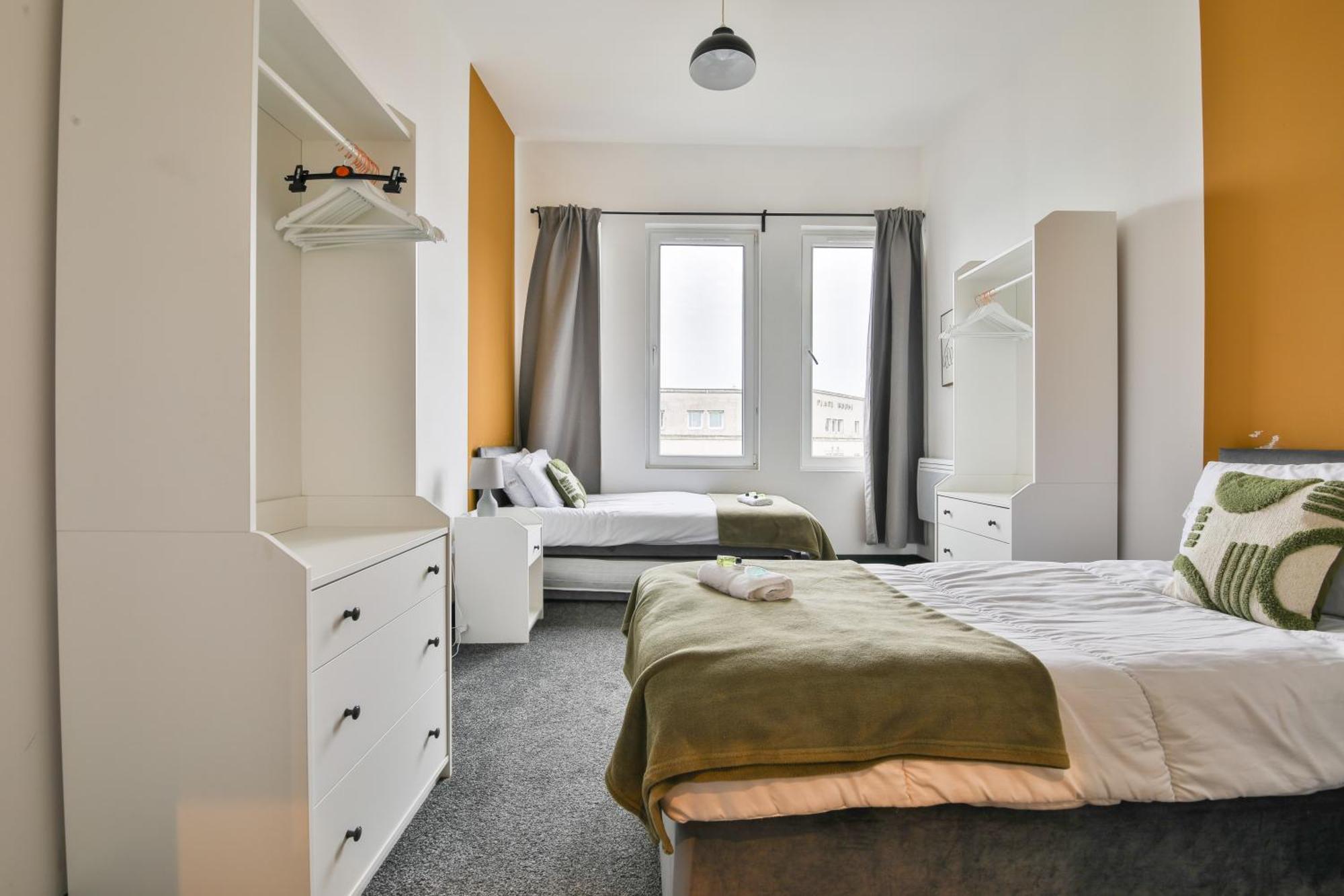 The Kingsway- 2 Bedroom By Stayright Apartment *